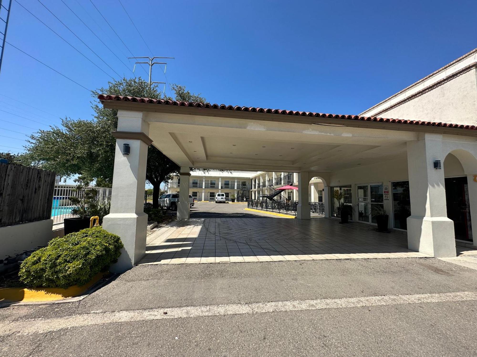 Hotel Quinta San Carlos Inn Manuel Valdez Eksteriør bilde